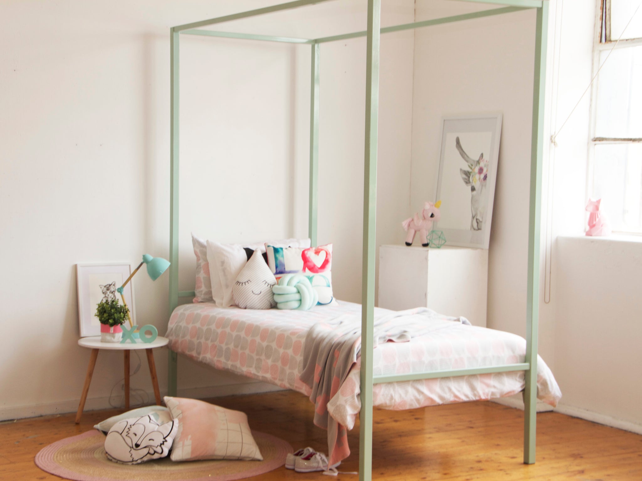 Willow 4 Poster Bed