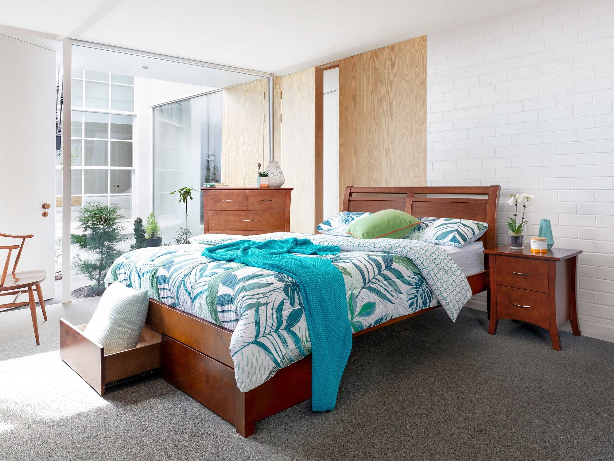 Soho Bed – view 2