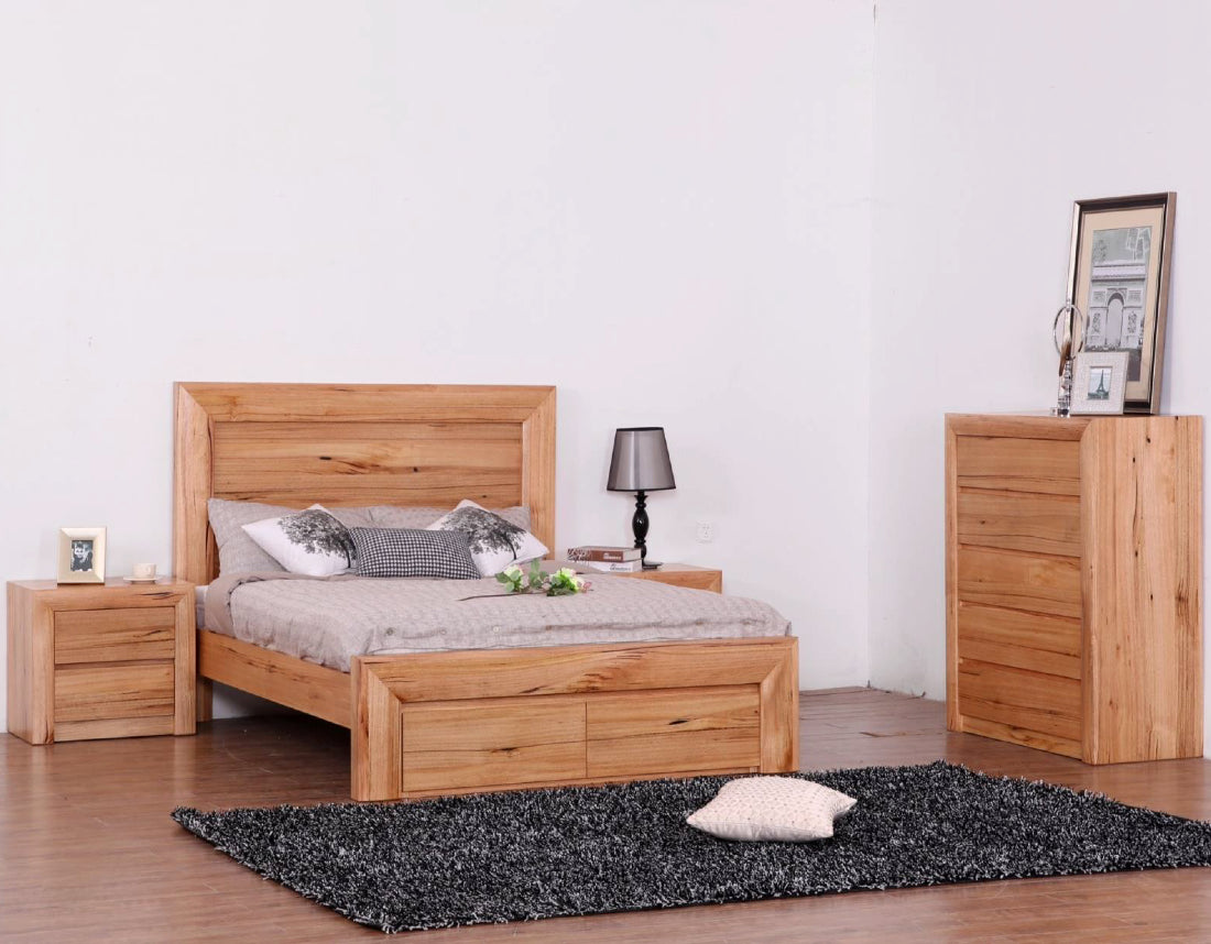 Lyon Messmate Timber Bed