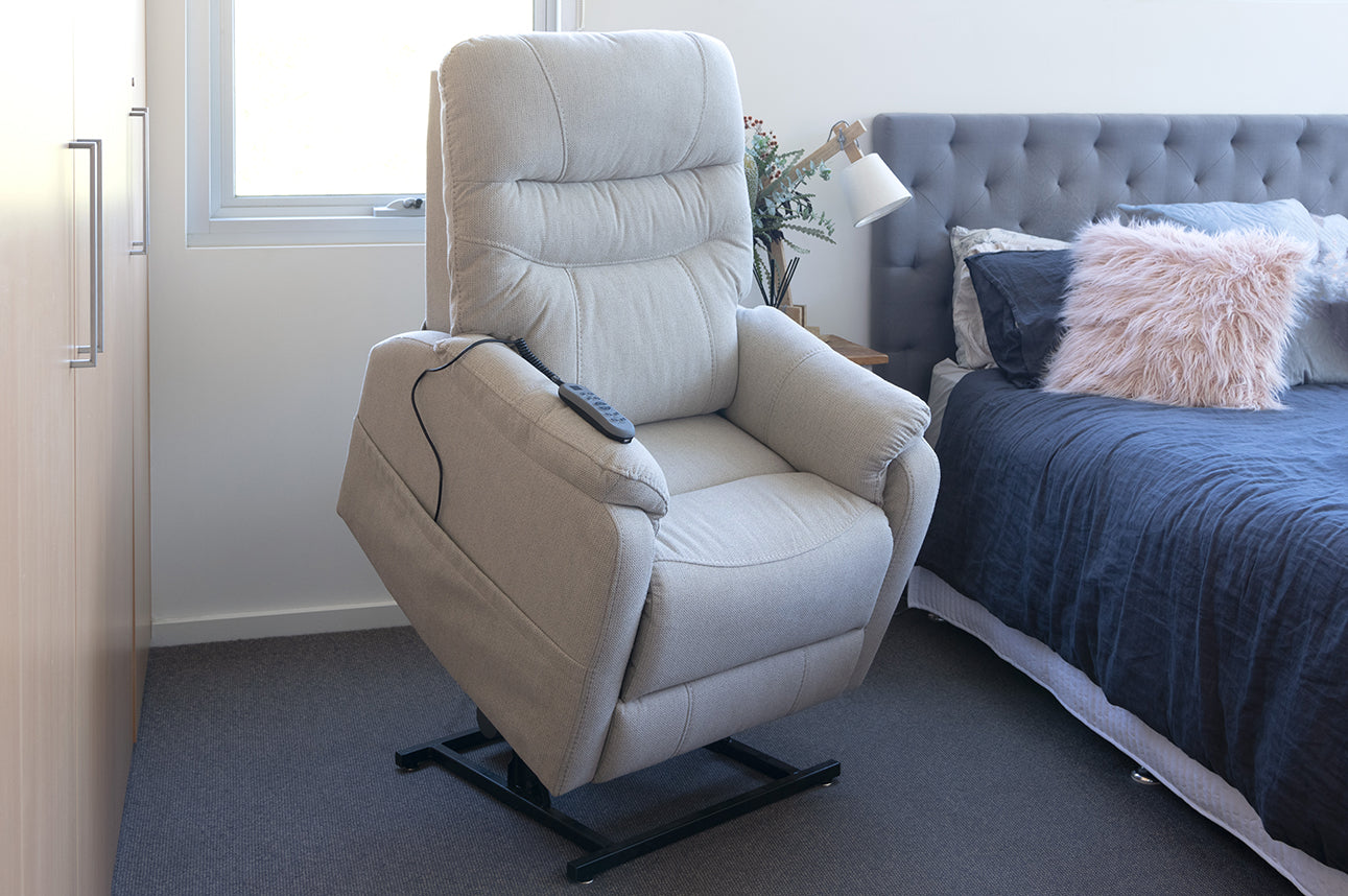 Theorem Alperton (Petite) Lift Chair – view 2