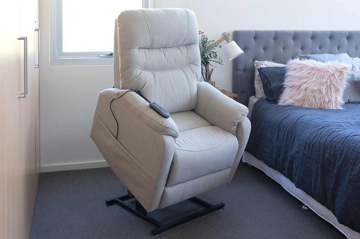 Theorem Alperton (Petite) Lift Chair – view 2